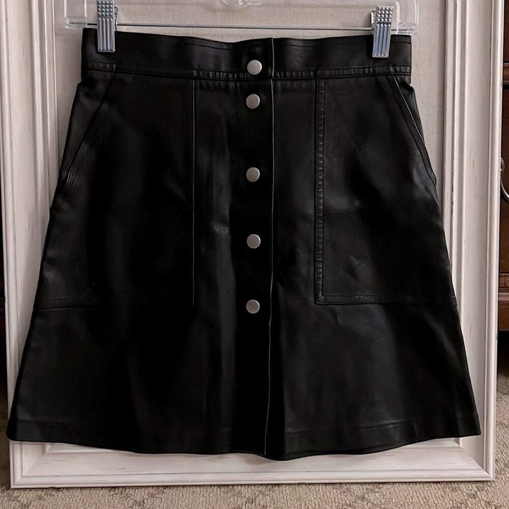 French Black snap front faux leather skirt XS